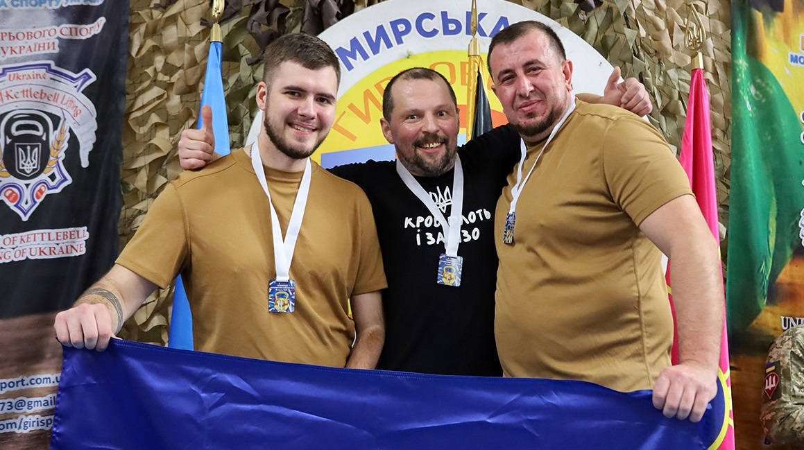 Сила незламних: ветерани з поліції здобули призові місця на чемпіонаті з гирьового спорту