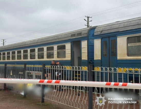12 поранених та 4 загиблих: на пероні залізничного вокзалу в Овручі чоловік підірвав гранату