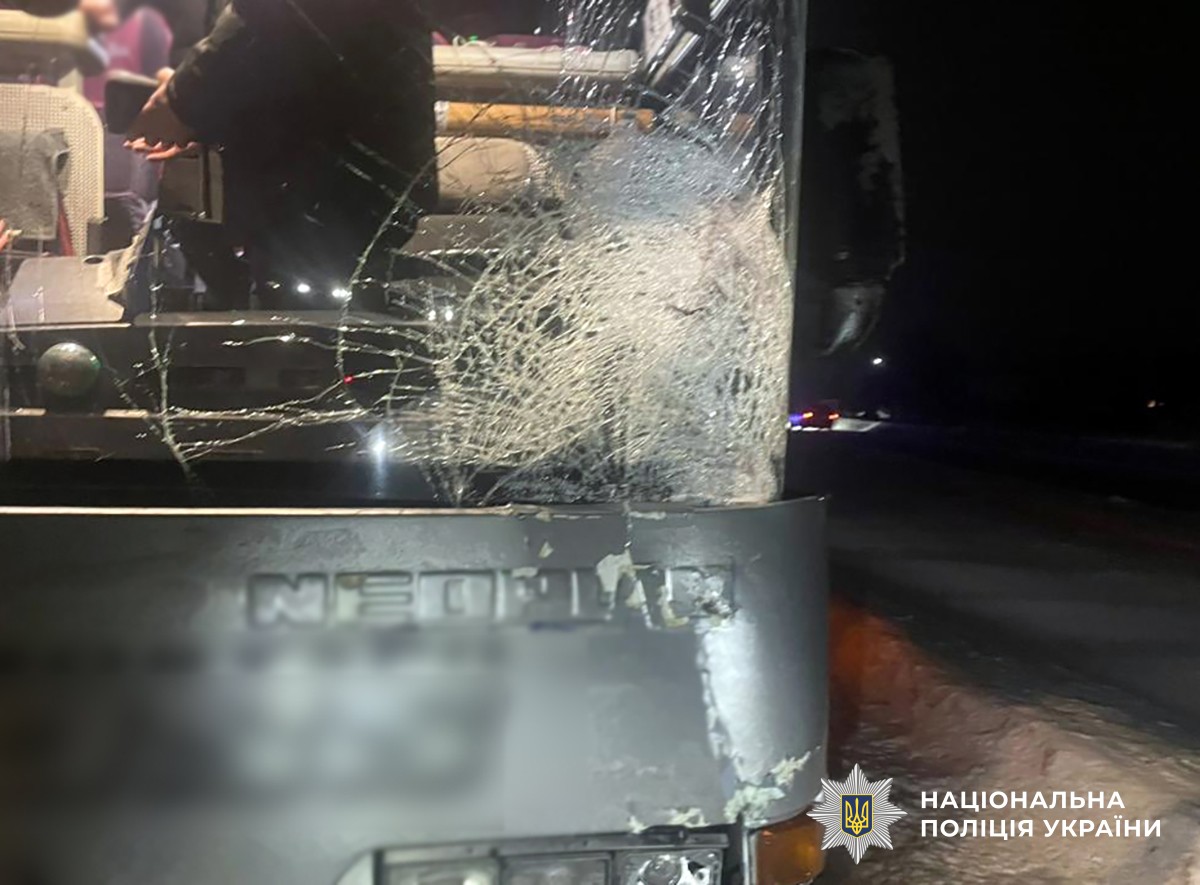 У передмісті Житомира в ДТП загинув пішохід: на чоловіка наїхав водій автобуса