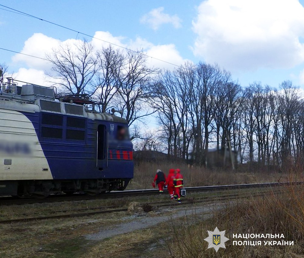 У Звягелі під потяг потрапив 88-річний чоловік, він загинув на місці