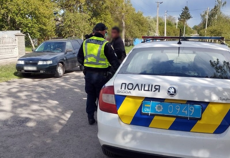 У Любарській громаді п'яний водій намагався відкупитися від відповідальності