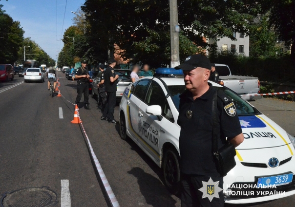 Житомирські поліцейські спільно з іноземними колегами екстрадували з Німеччини підозрюваного у розбійному нападі на інкасаторів