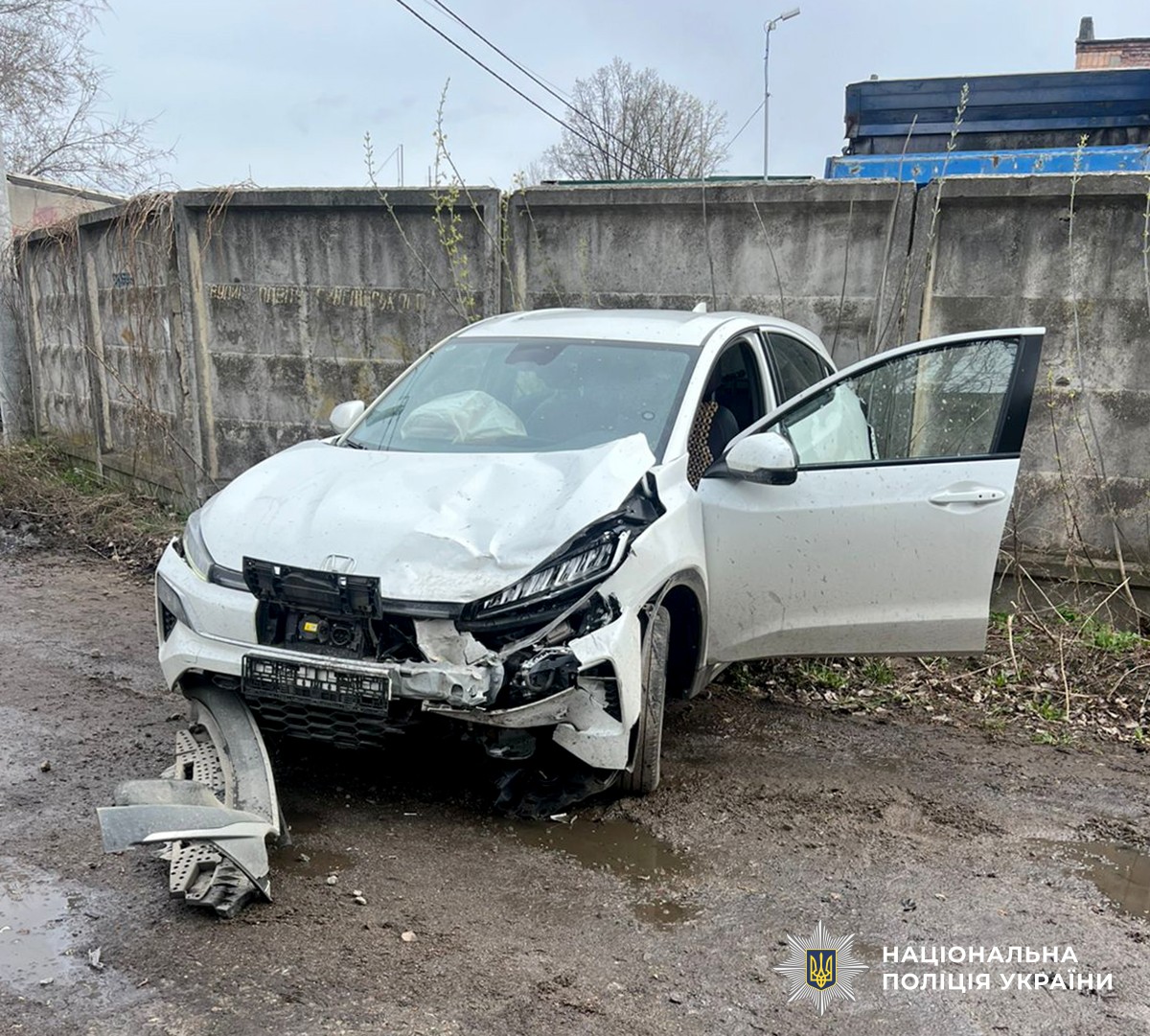 У Житомирі чоловік викрав електрокар, потрапив на ньому в ДТП, купив квиток на автобус та поїхав з міста