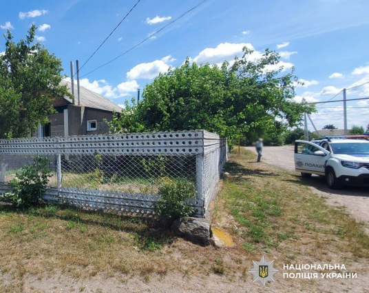 300 доларів та дві золоті каблучки: у Коростені затримали чоловіка, який пограбував будинок пенсіонерів