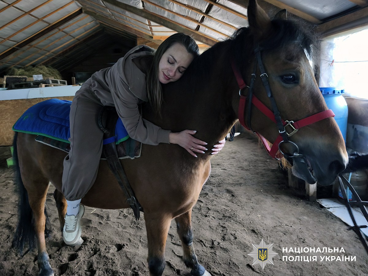 У Житомирі поліцейські психологи допомагають родинам захисників відновлювати емоційний баланс