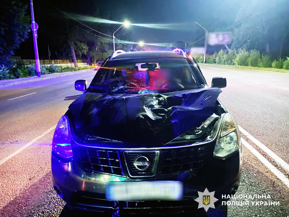 У Житомирі під колеса автівки потрапив пішохід, чоловік загинув на місці