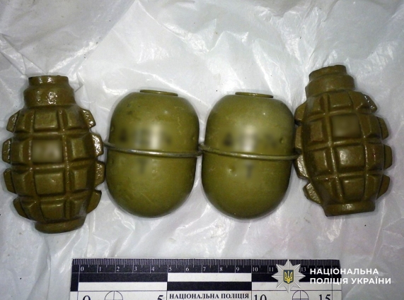 На Коростенщині викрили чоловіка в незаконному збуті вибухових пристроїв і боєприпасів