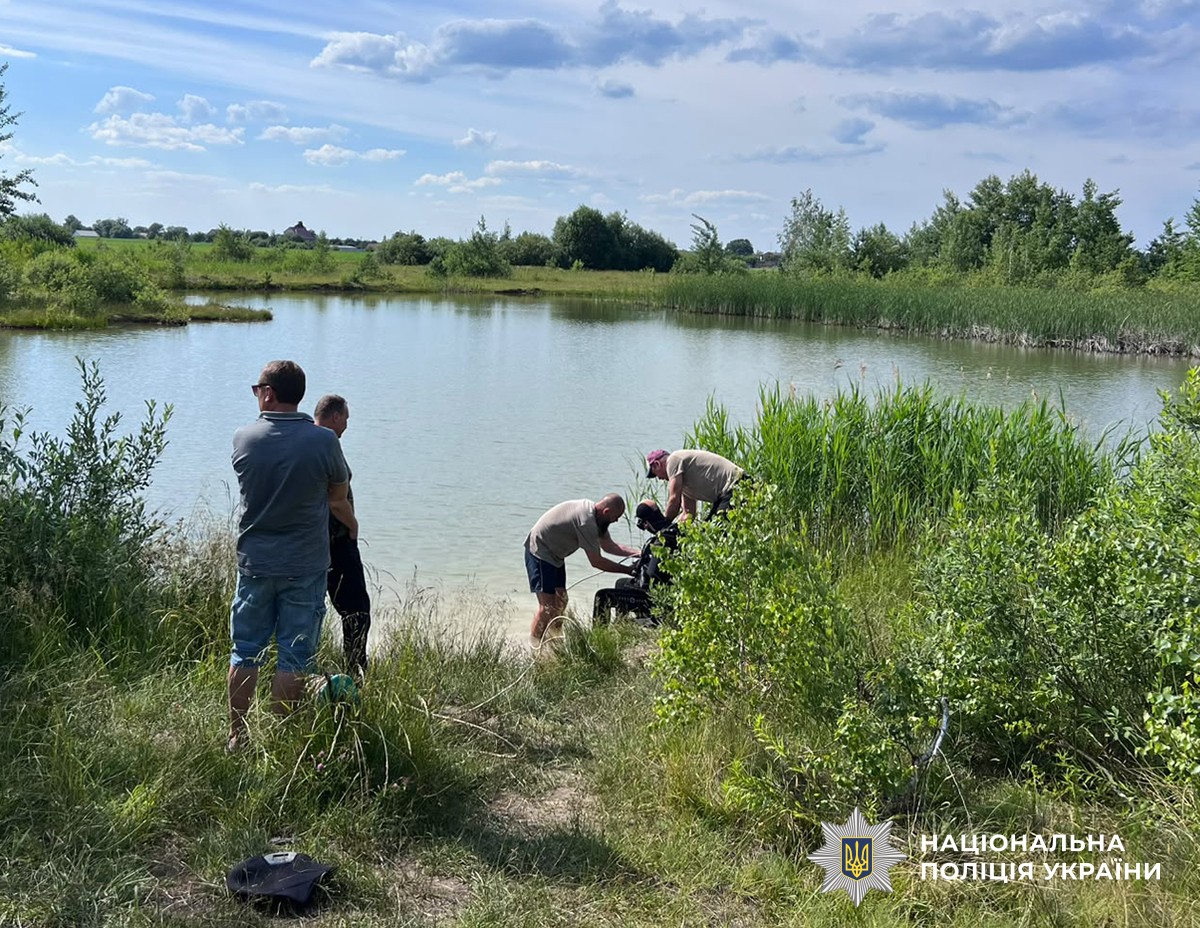 У Романові на місцевому кар'єрі втопився 14-річний хлопець