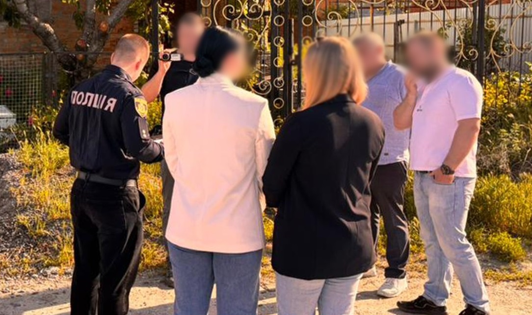 1,7 млн. грн. збитків на будівництві шкільних майданчиків: посадовцям причетним до злочинів повідомили про підозри