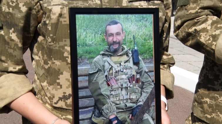 У Житомирі попрощалися із Героєм: Андрій Шумейко захищав Україну із 2015 року (ВІДЕО)