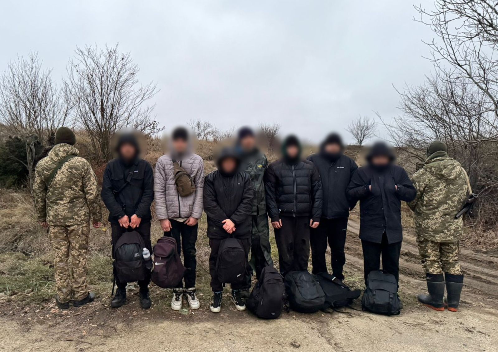 Біля кордону з Молдовою затримали 7 порушників, серед них житель Житомирщини