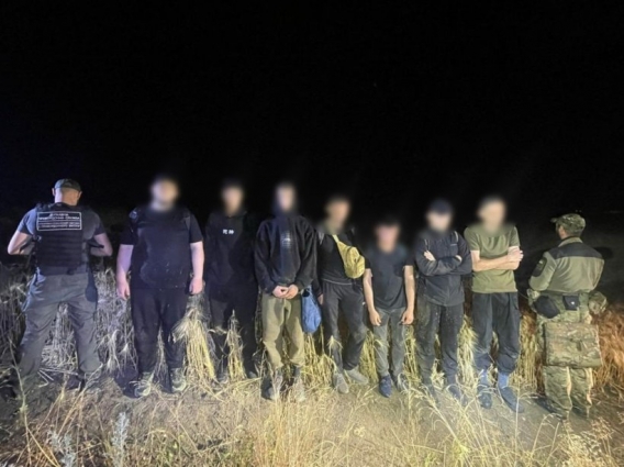 Викрили схему незаконного переправлення осіб до Молдови: сімох чоловіків, серед яких житель Житомирщини, затримали в Одеській області
