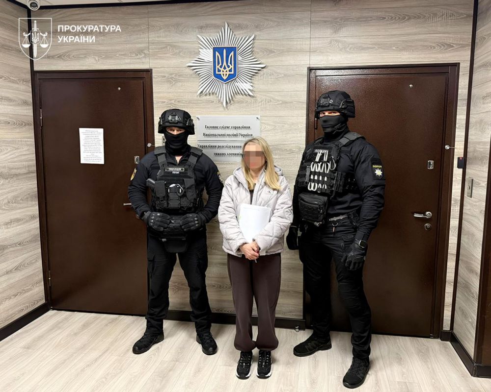 Під час сну торкалась статевих органів та сідниць: на Житомирщині матір підозрюють у створенні та поширенні дитячої порнографії