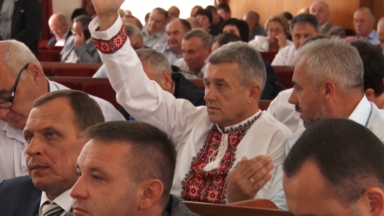 Депутати обласної ради прийняли низку звернень до Президента, Кабміну та Уряду